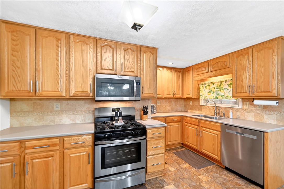 772 Foxwood Rd.