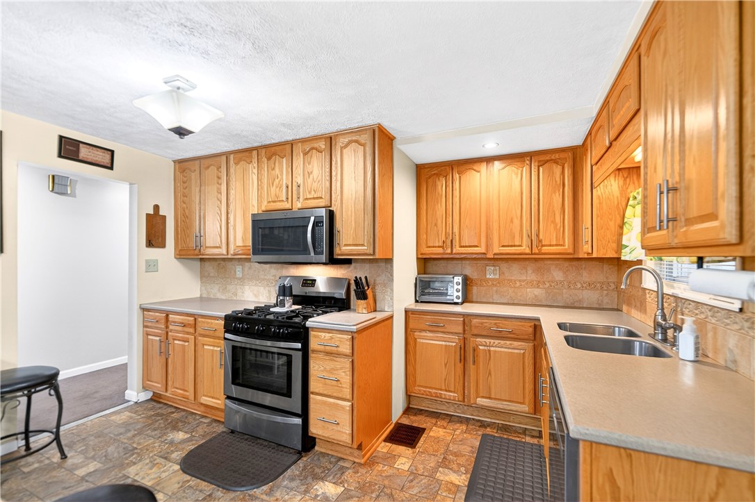 772 Foxwood Rd.
