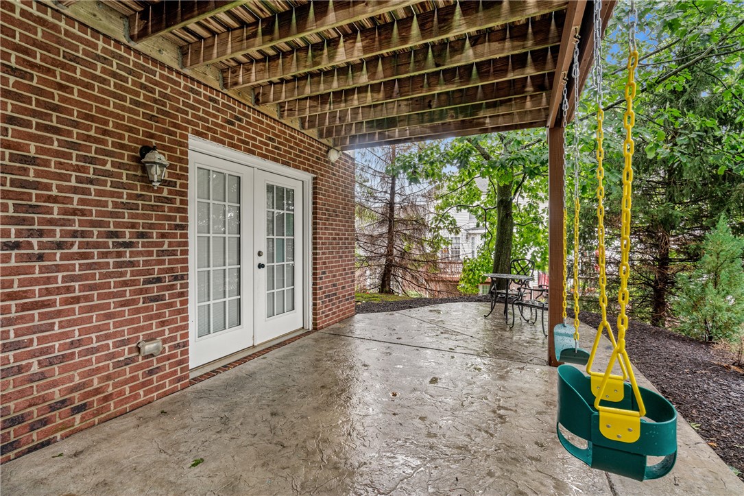 7010 Crider Rd
