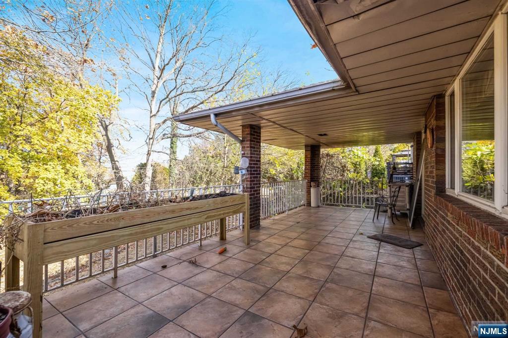 71 Highland Avenue