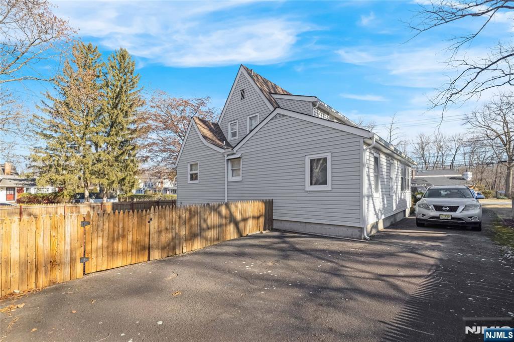 213 Central Avenue