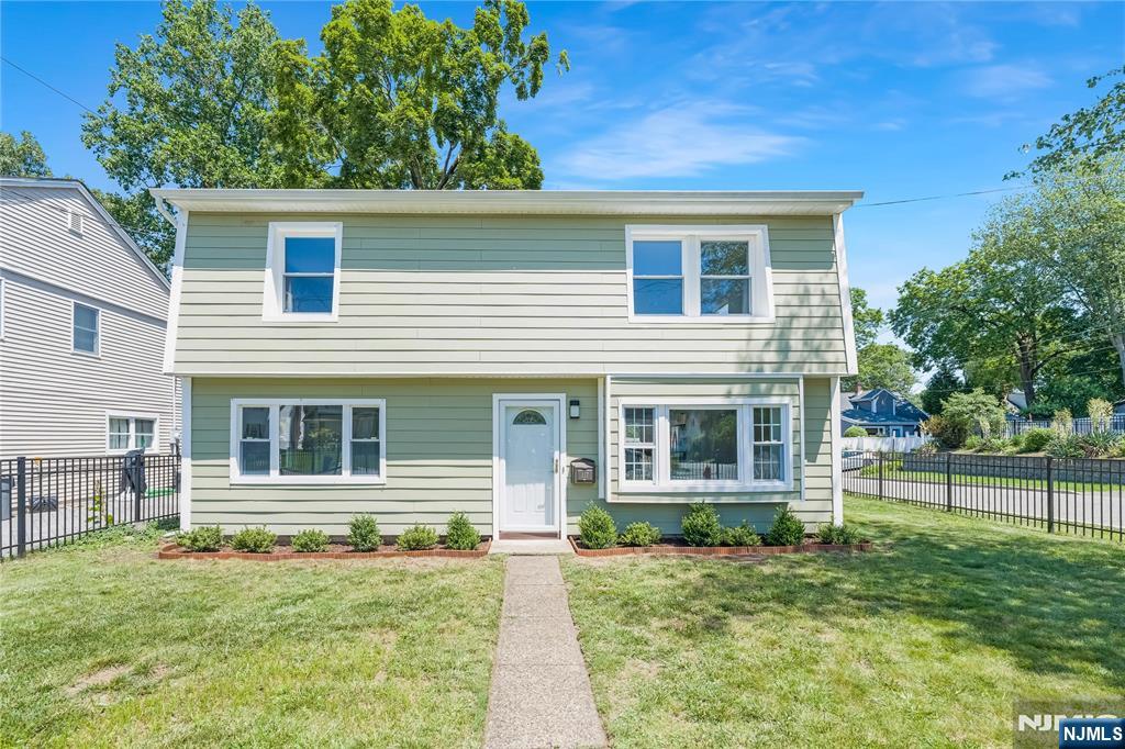 117 Lincoln Place