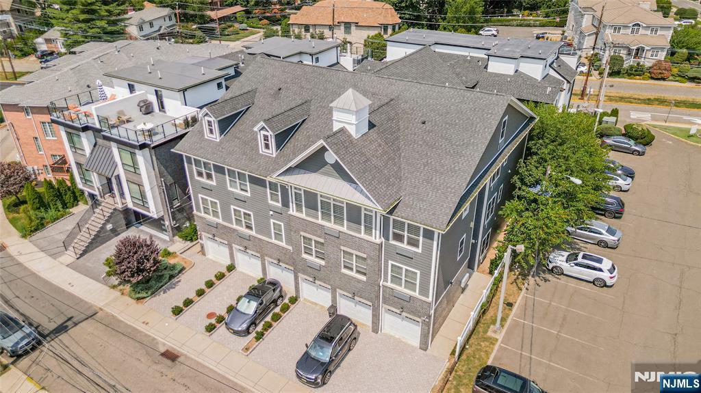 17 Cumbermeade Road 301