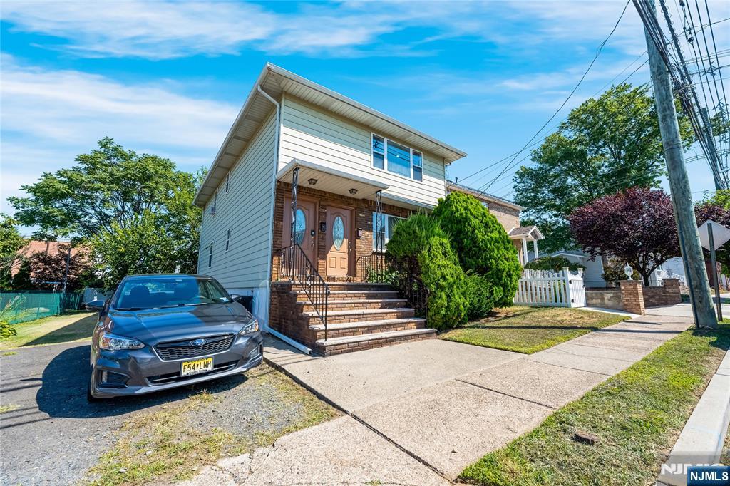 351 President Street