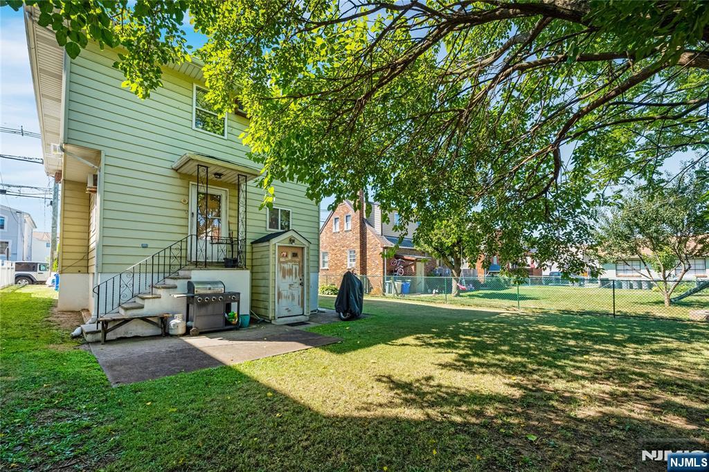 351 President Street