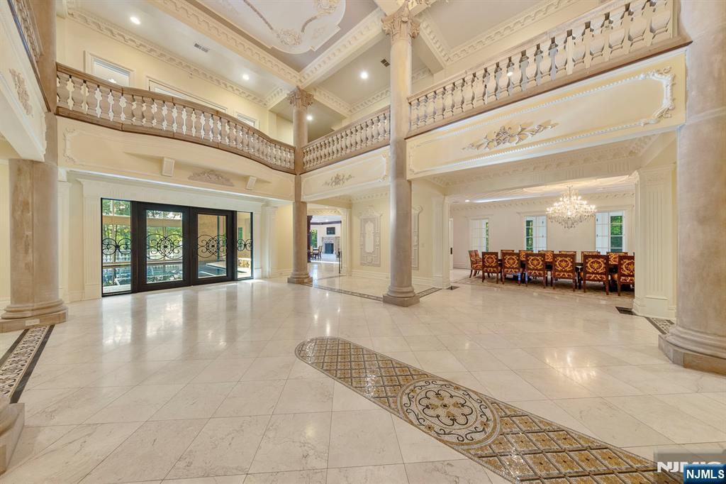 105 Chestnut Ridge Road