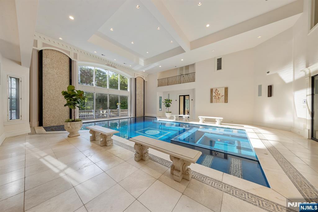 105 Chestnut Ridge Road