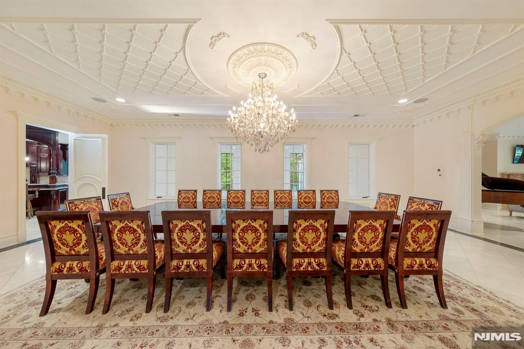 105 Chestnut Ridge Road