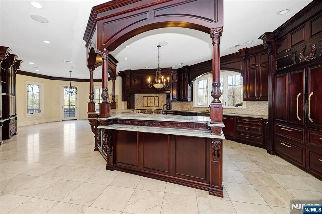 105 Chestnut Ridge Road