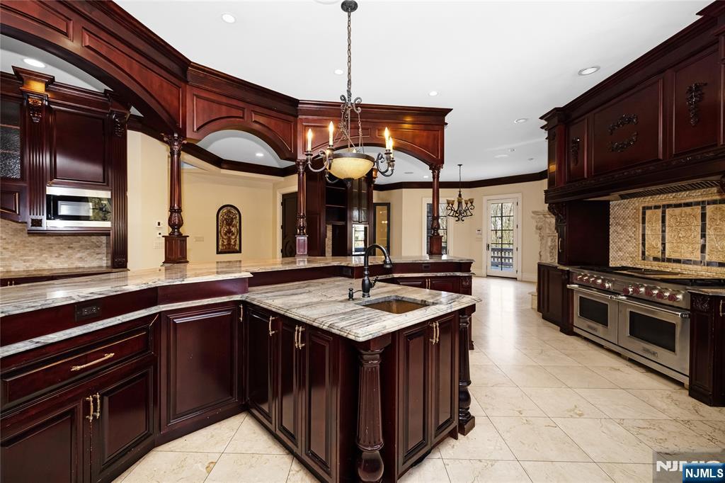 105 Chestnut Ridge Road