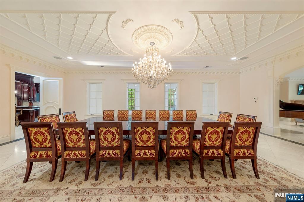 105 Chestnut Ridge Road