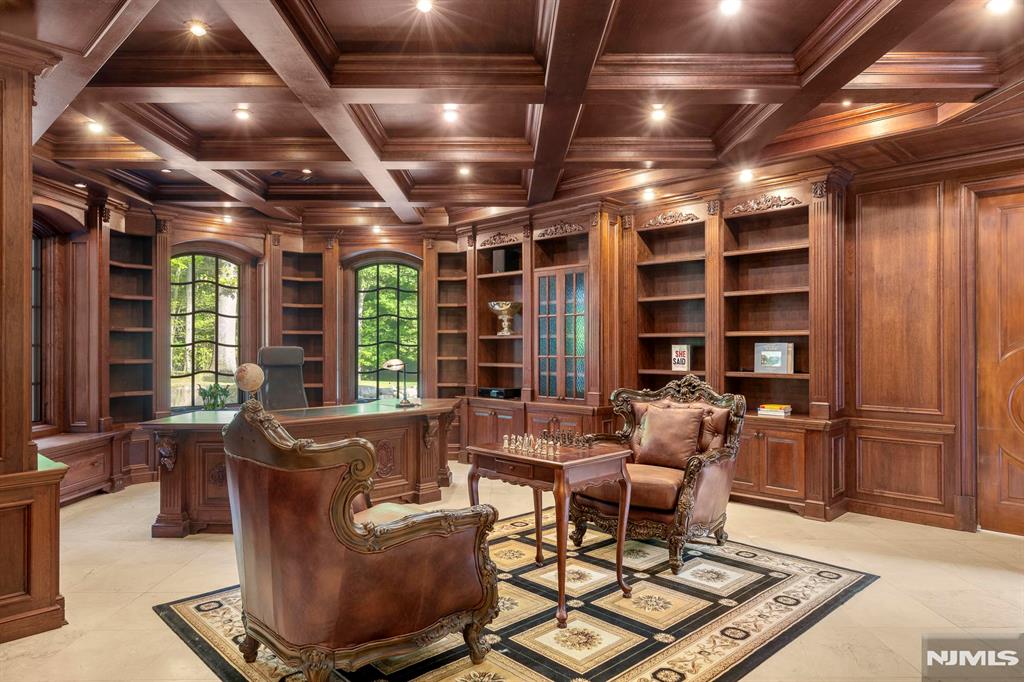 105 Chestnut Ridge Road