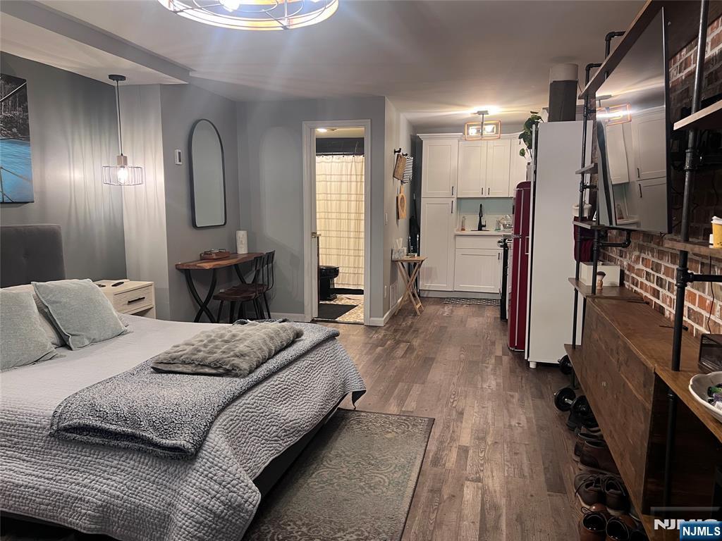 39 Willow Wood Square