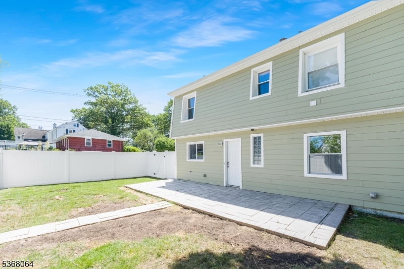 117 Lincoln Pl