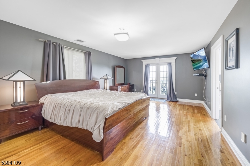 207 Eileen Dr