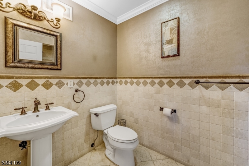 207 Eileen Dr