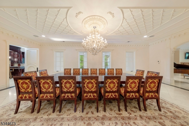 105 Chestnut Ridge Rd