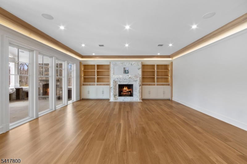 104 Chestnut Ridge Rd