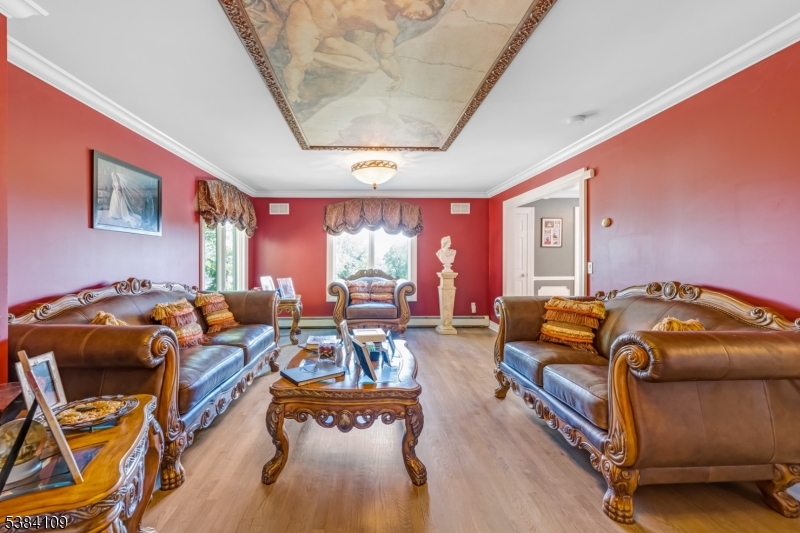 207 Eileen Dr