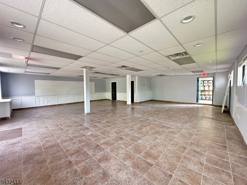 451 Main St