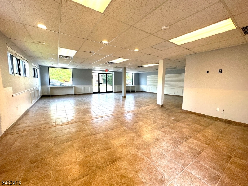 451 Main St