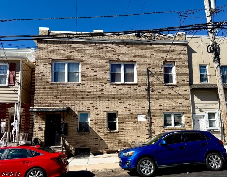 319 Harrison Ave