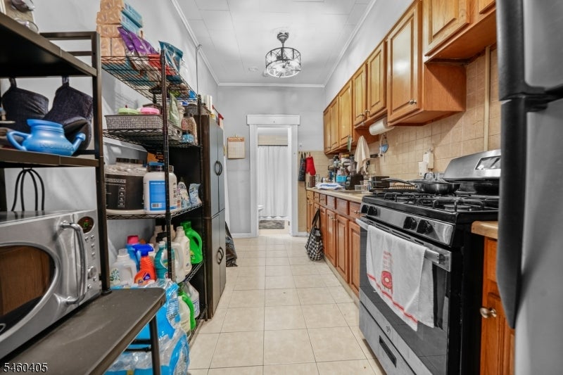 319 Harrison Ave