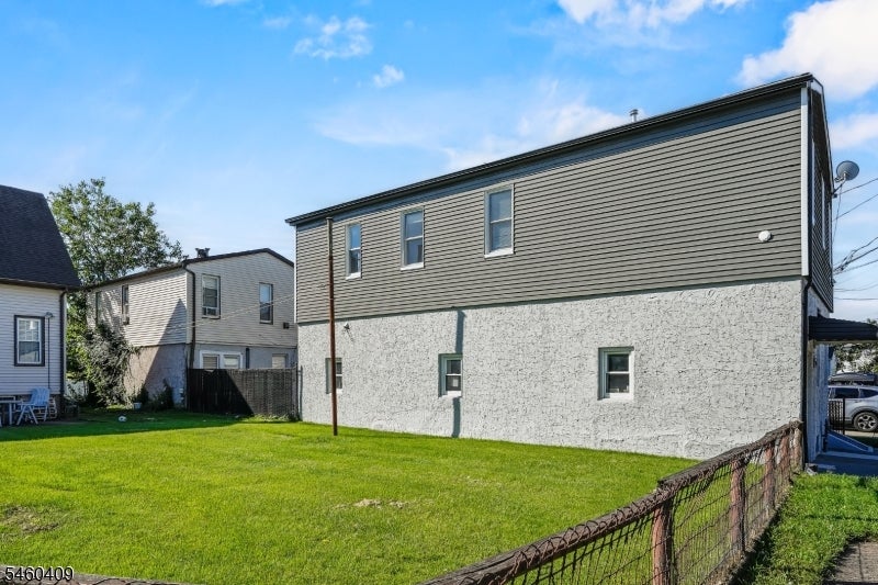 130 Garfield Ave