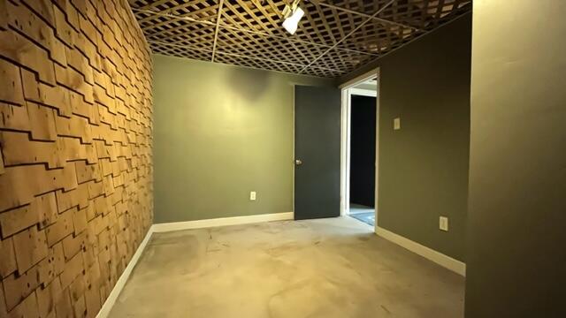 104 N Stagecoach Road