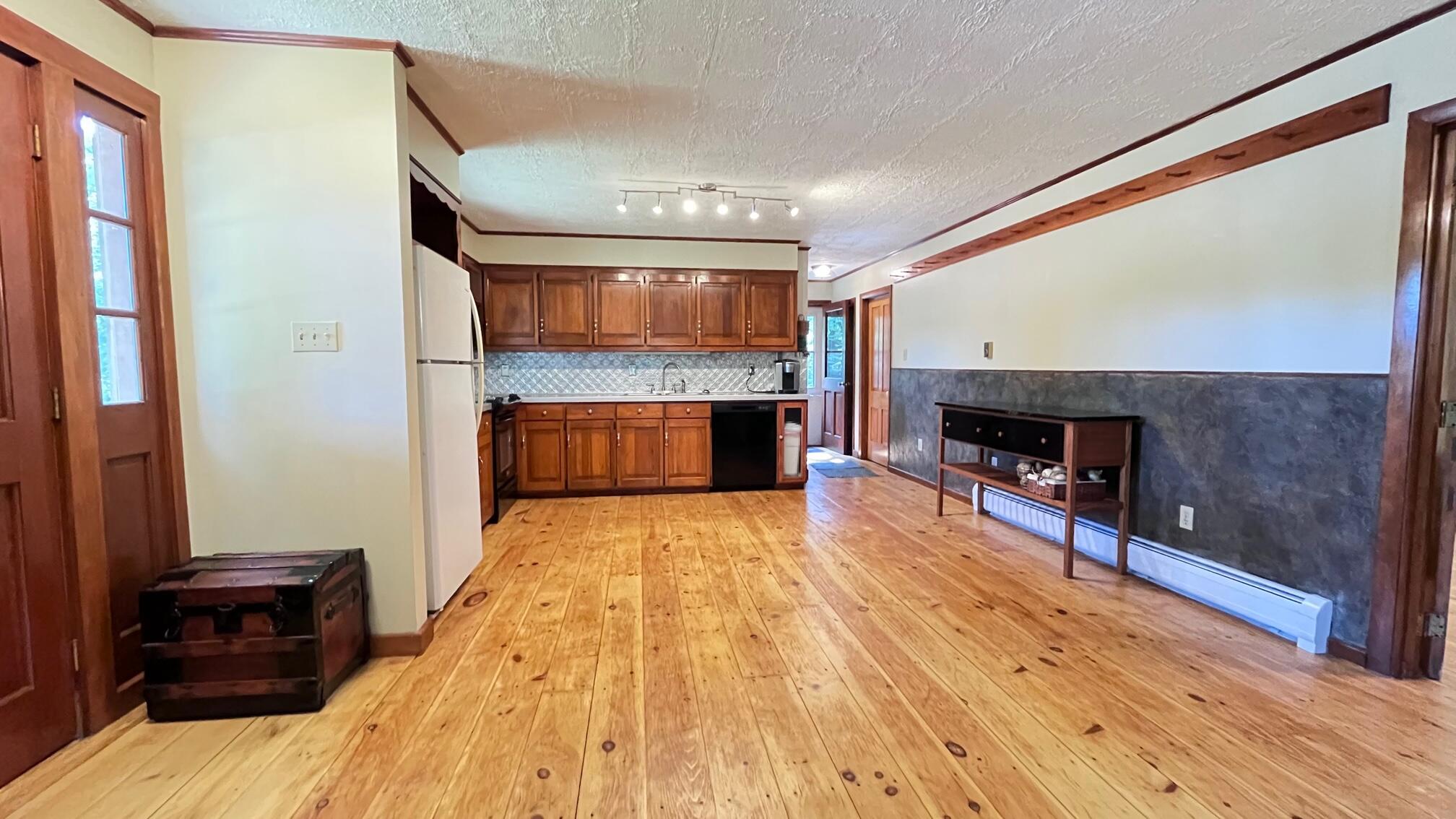 104 N Stagecoach Road