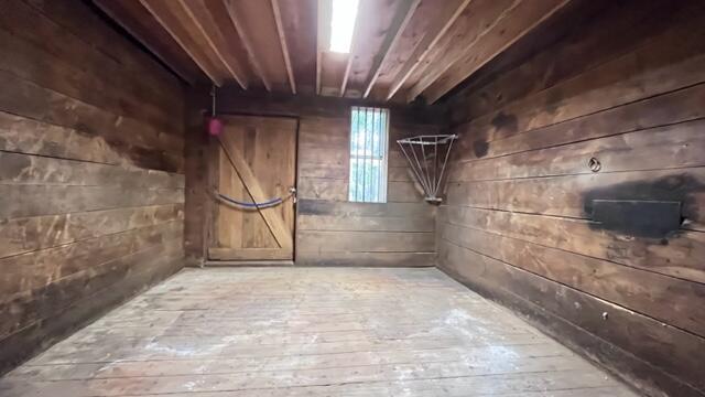 104 N Stagecoach Road