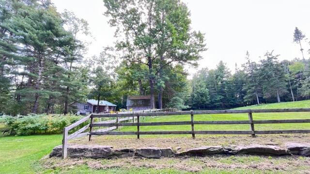 104 N Stagecoach Road