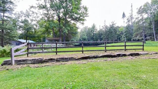 104 N Stagecoach Road