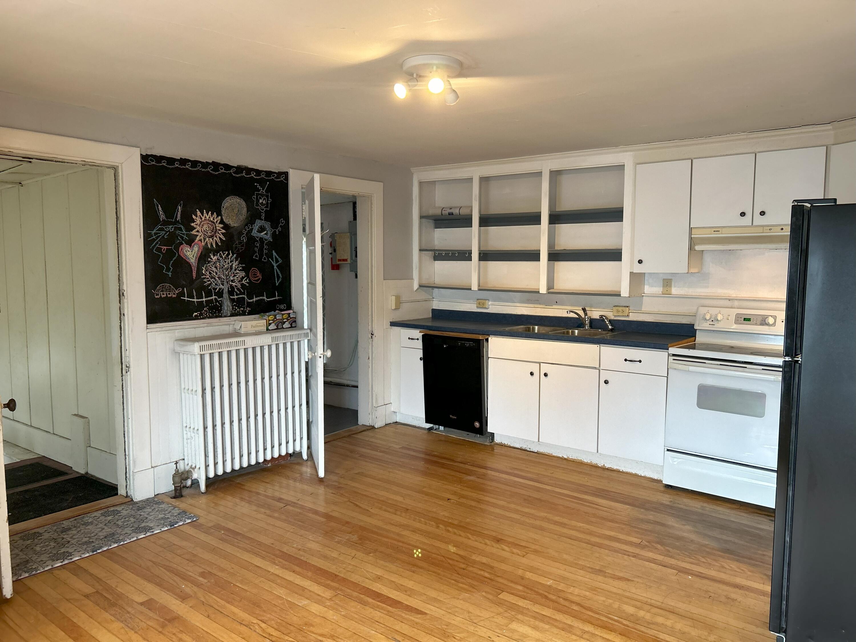 56-58 Pearl Street, 56, 58