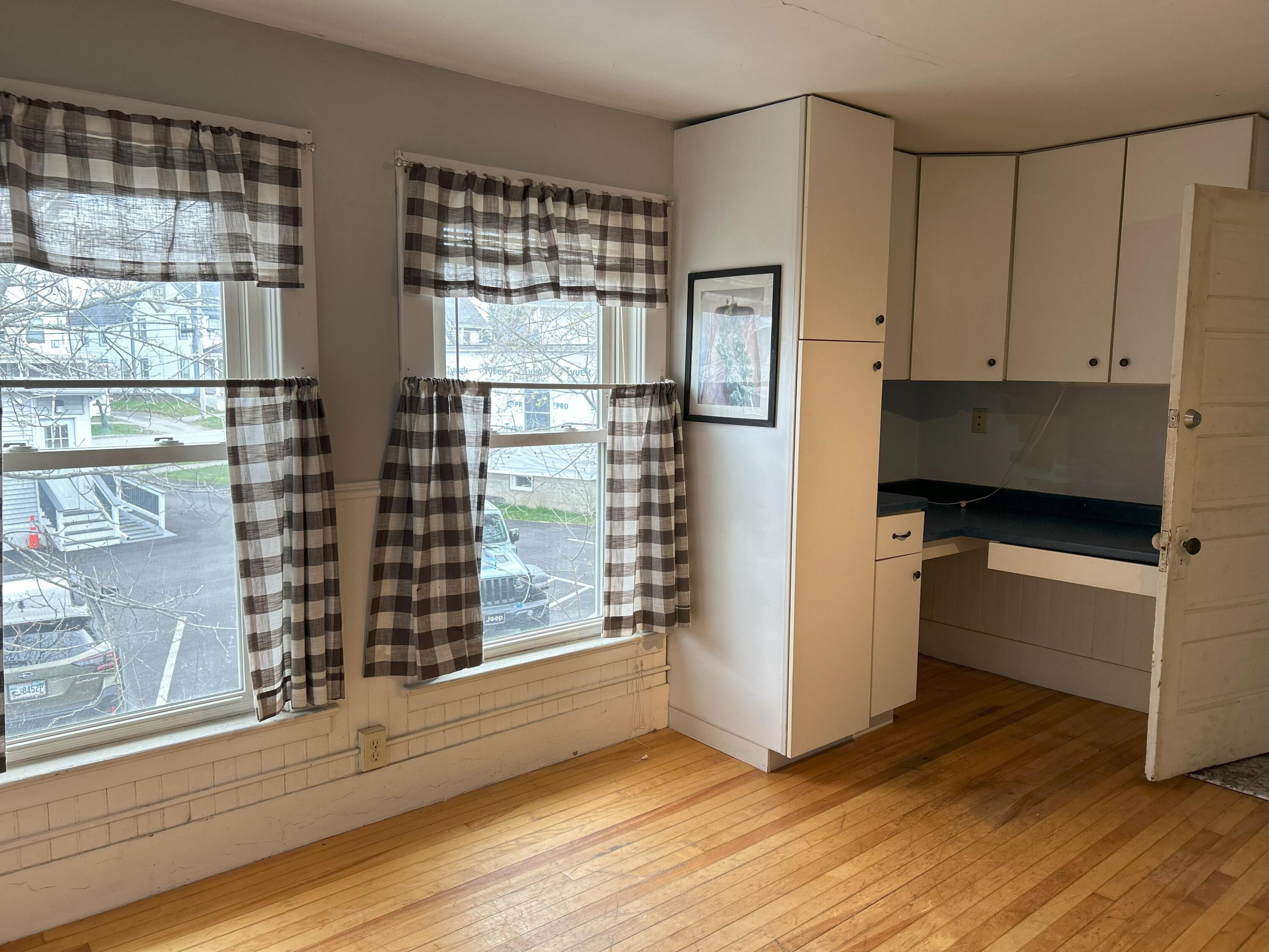 56-58 Pearl Street, 56, 58