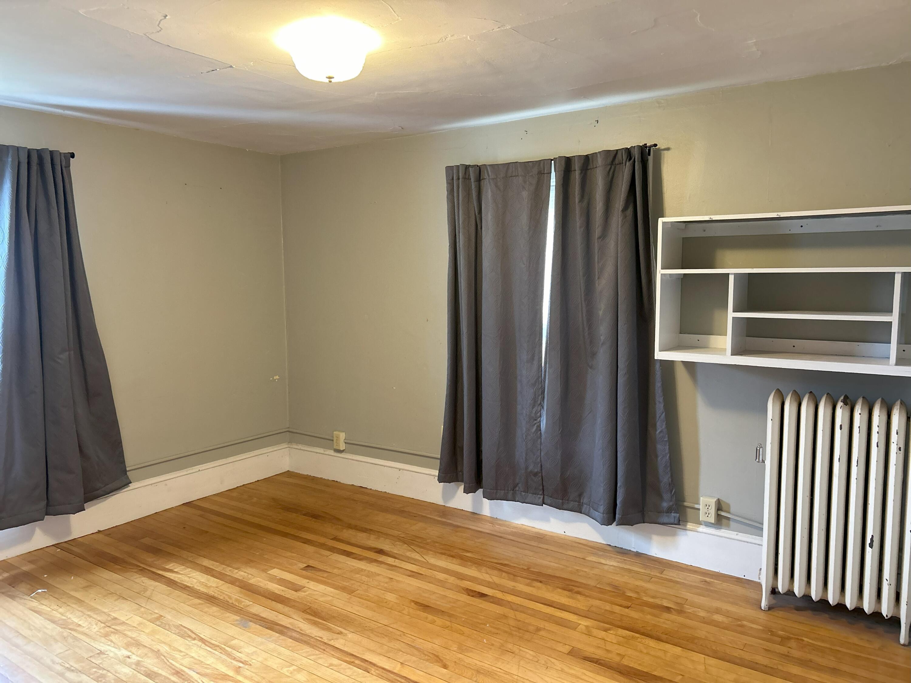 56-58 Pearl Street, 56, 58