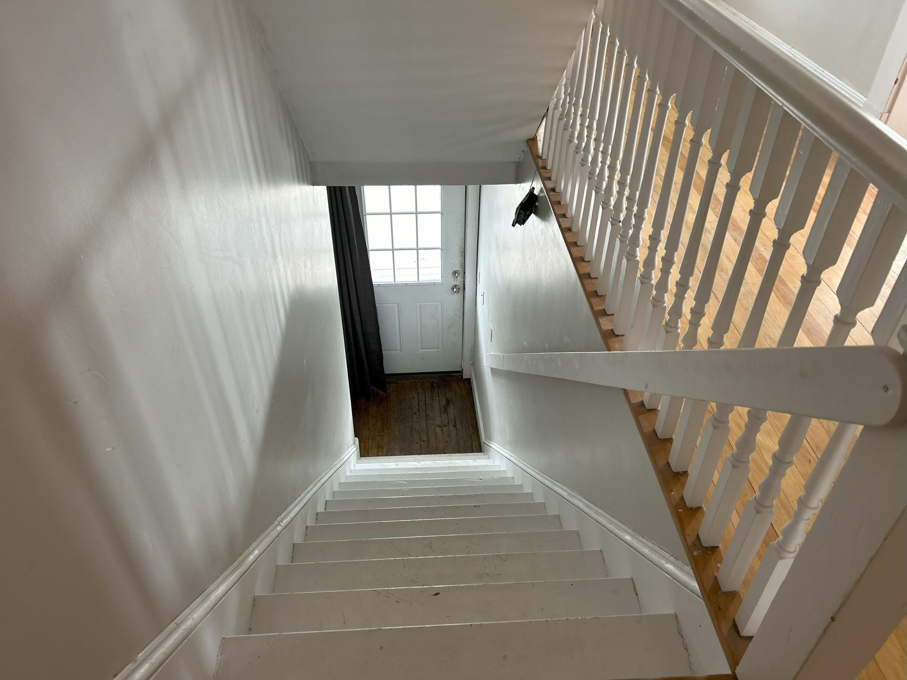 56-58 Pearl Street, 56, 58