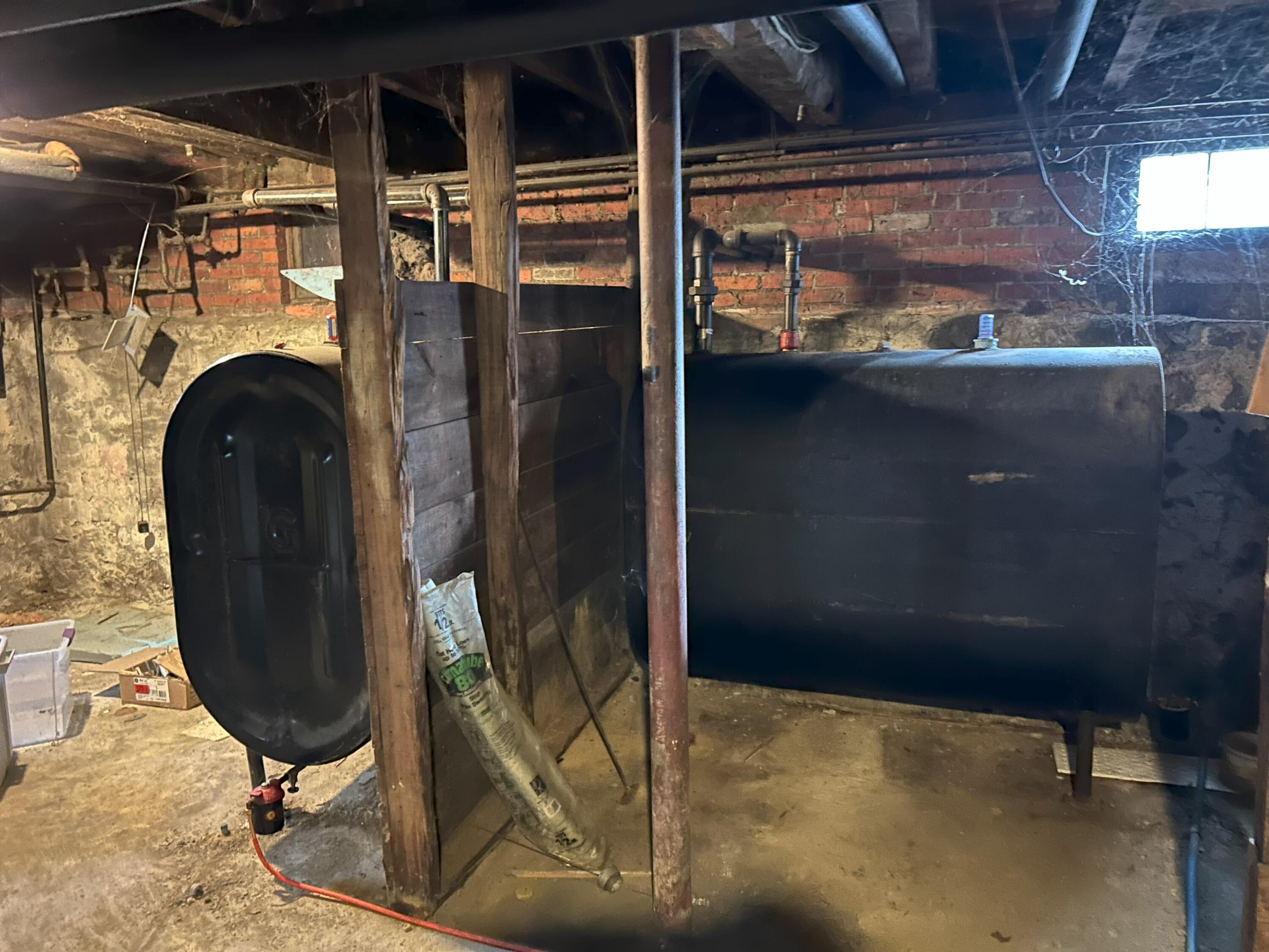 56-58 Pearl Street, 56, 58