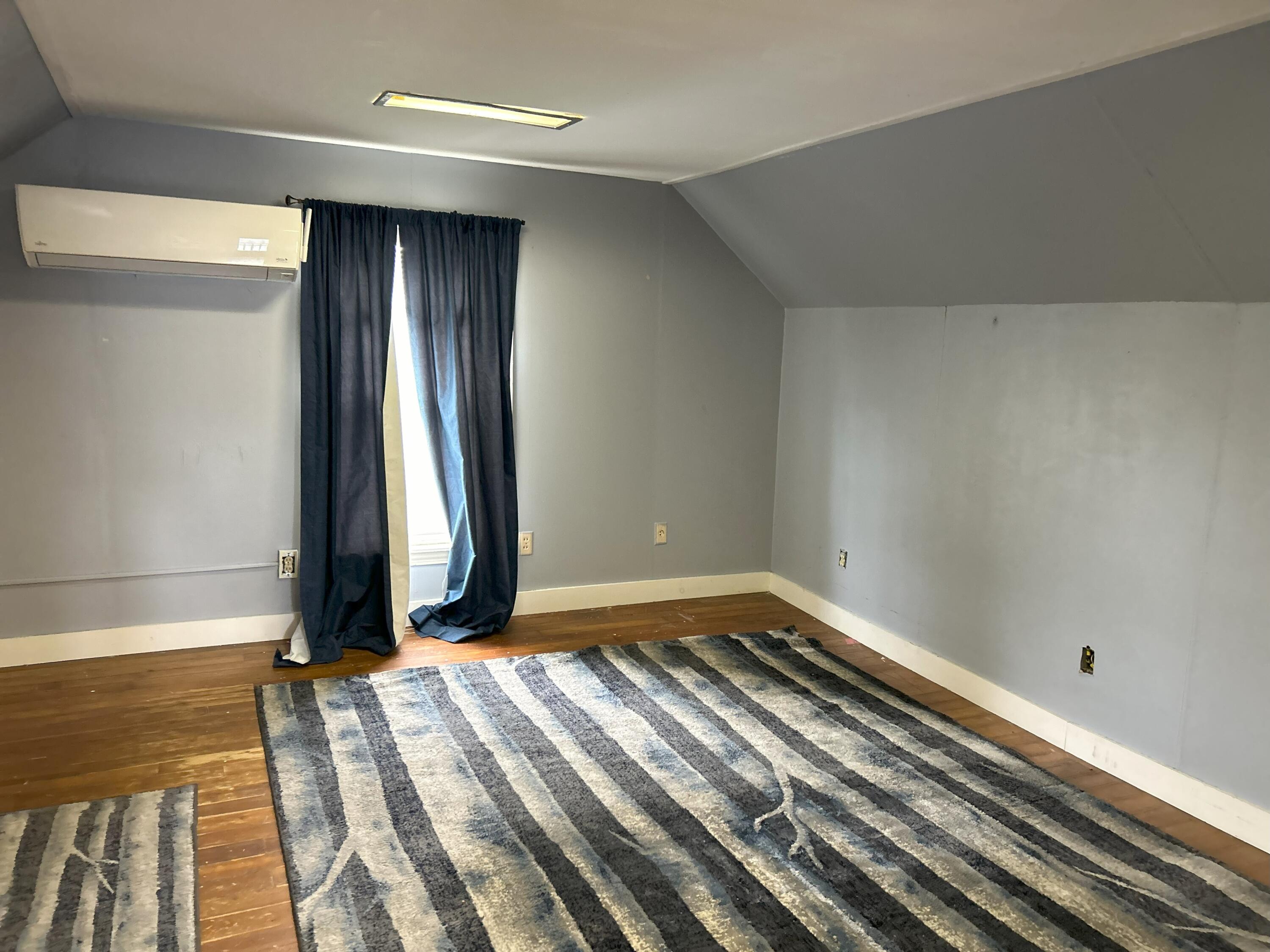 56-58 Pearl Street, 56, 58