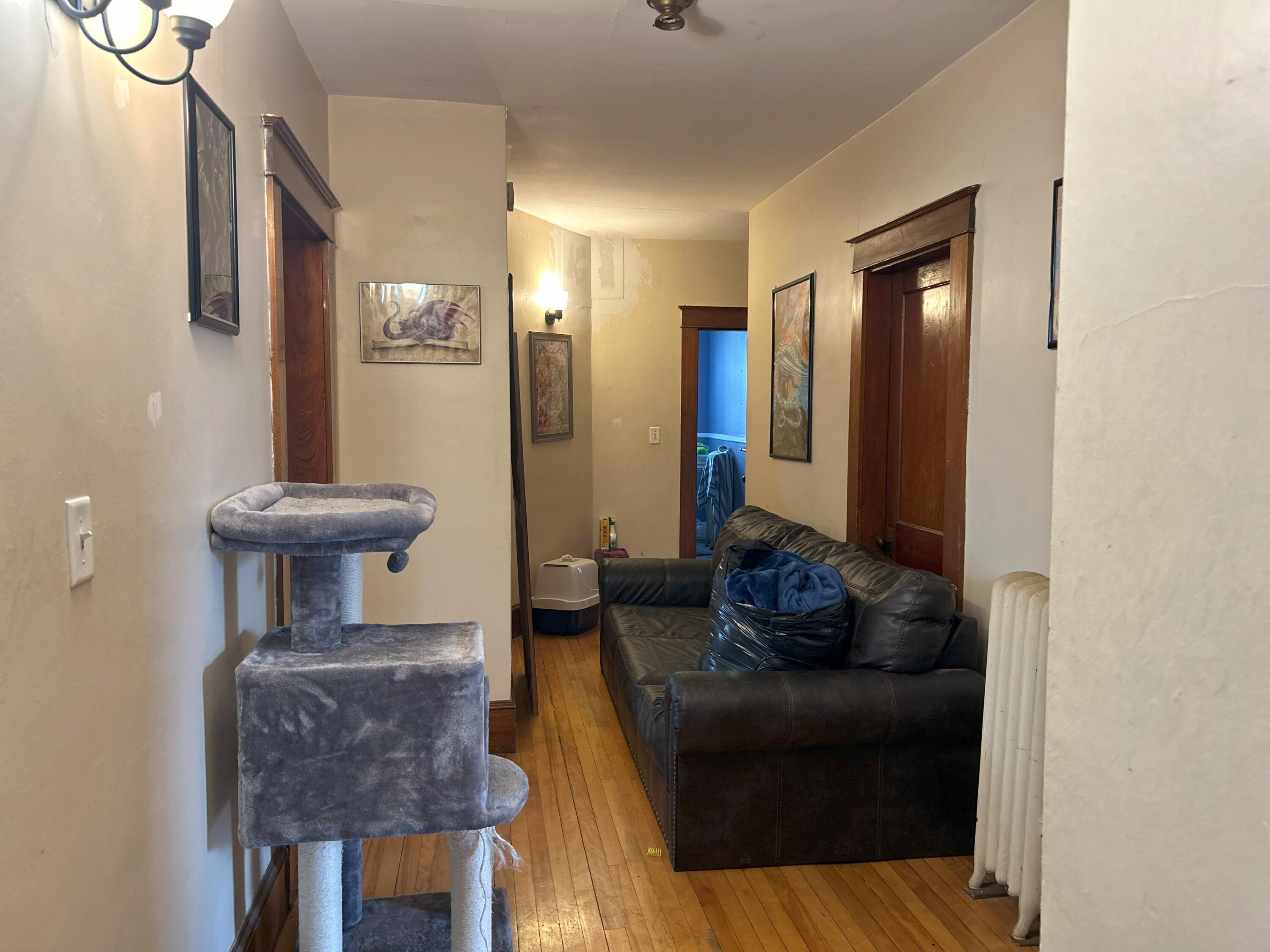 56-58 Pearl Street, 56, 58