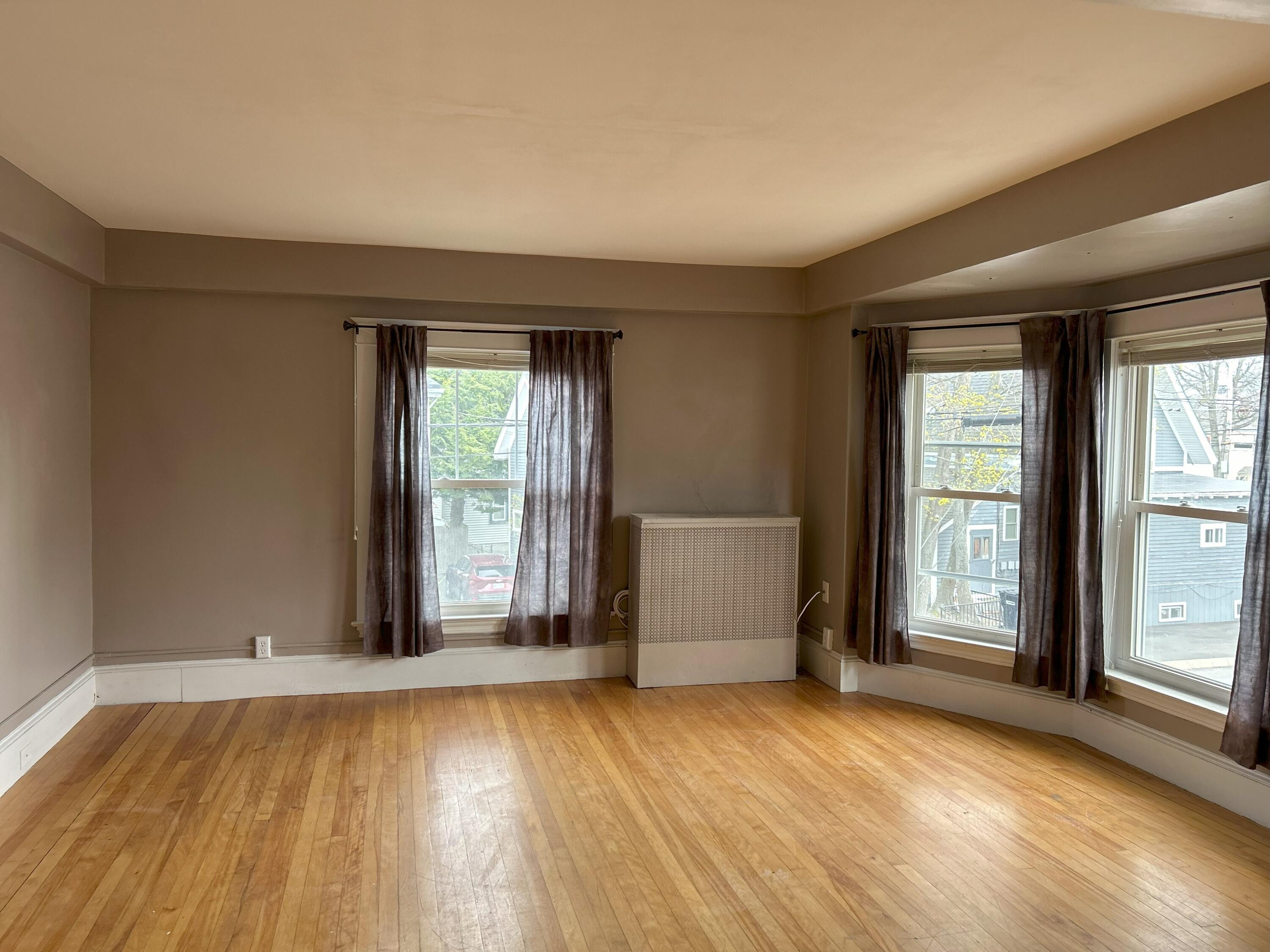 56-58 Pearl Street, 56, 58