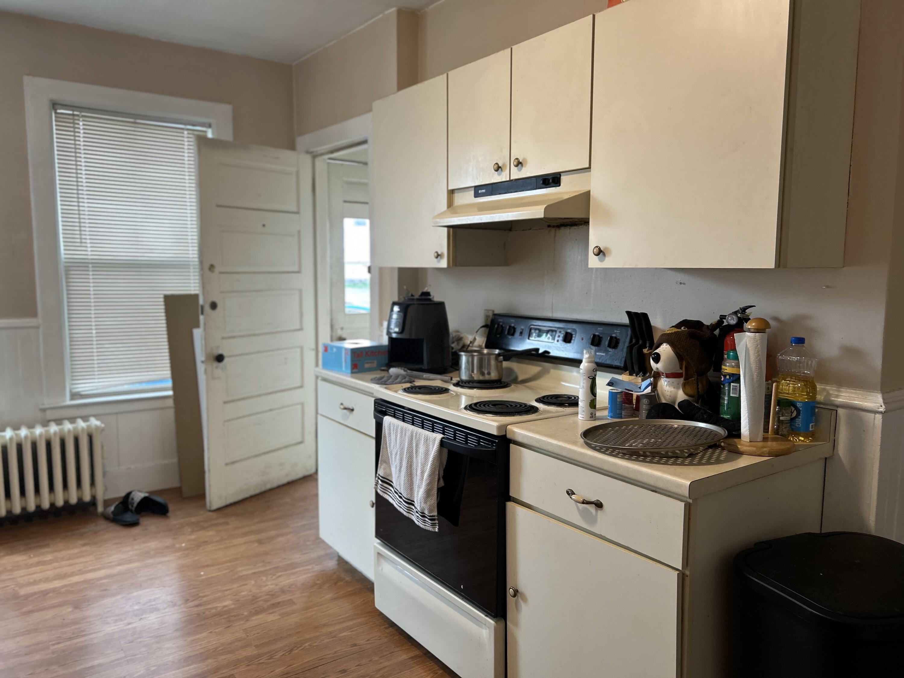 56-58 Pearl Street, 56, 58