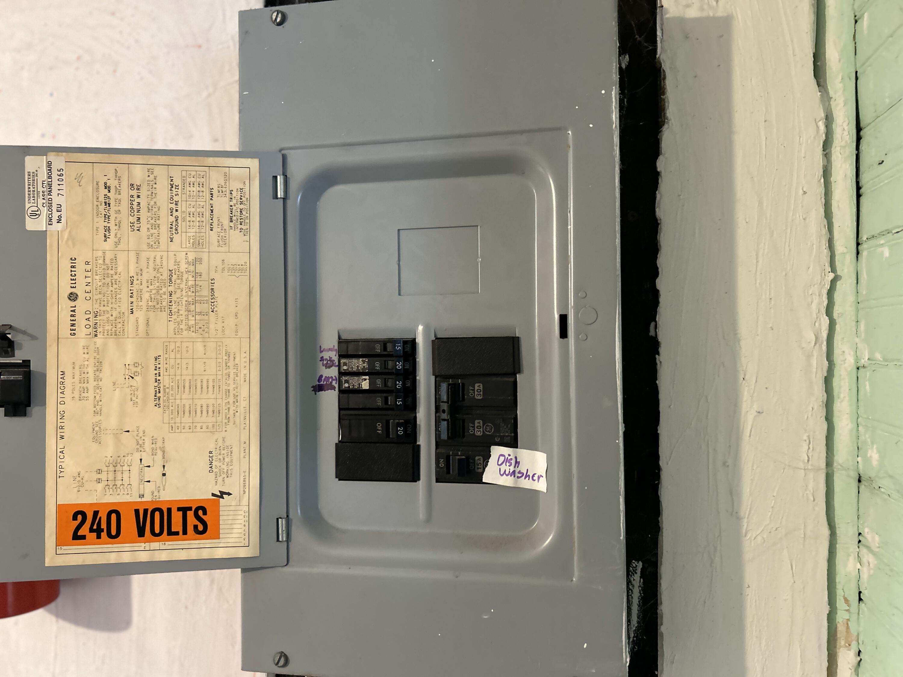 56-58 Pearl Street, 56, 58