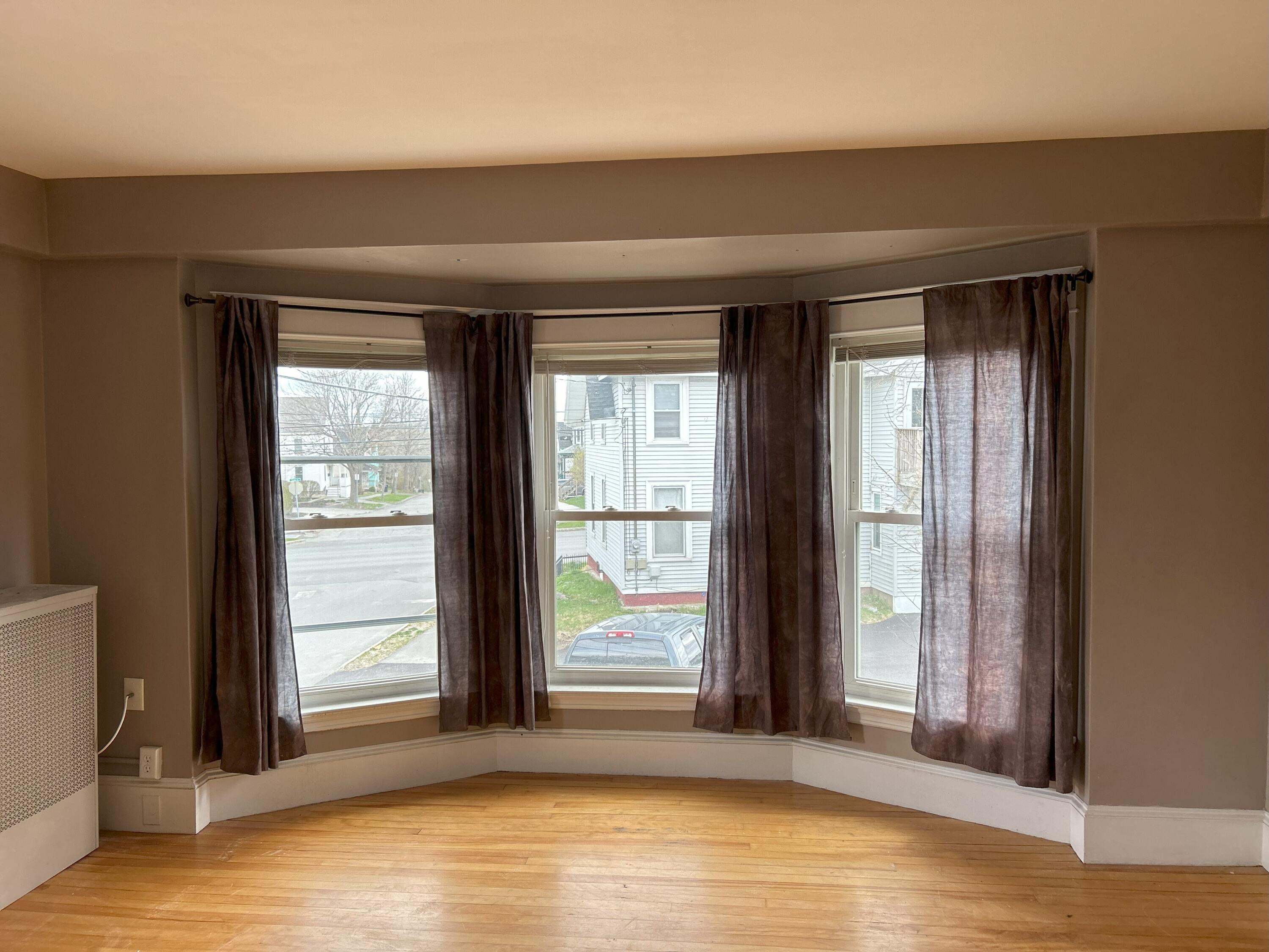 56-58 Pearl Street, 56, 58