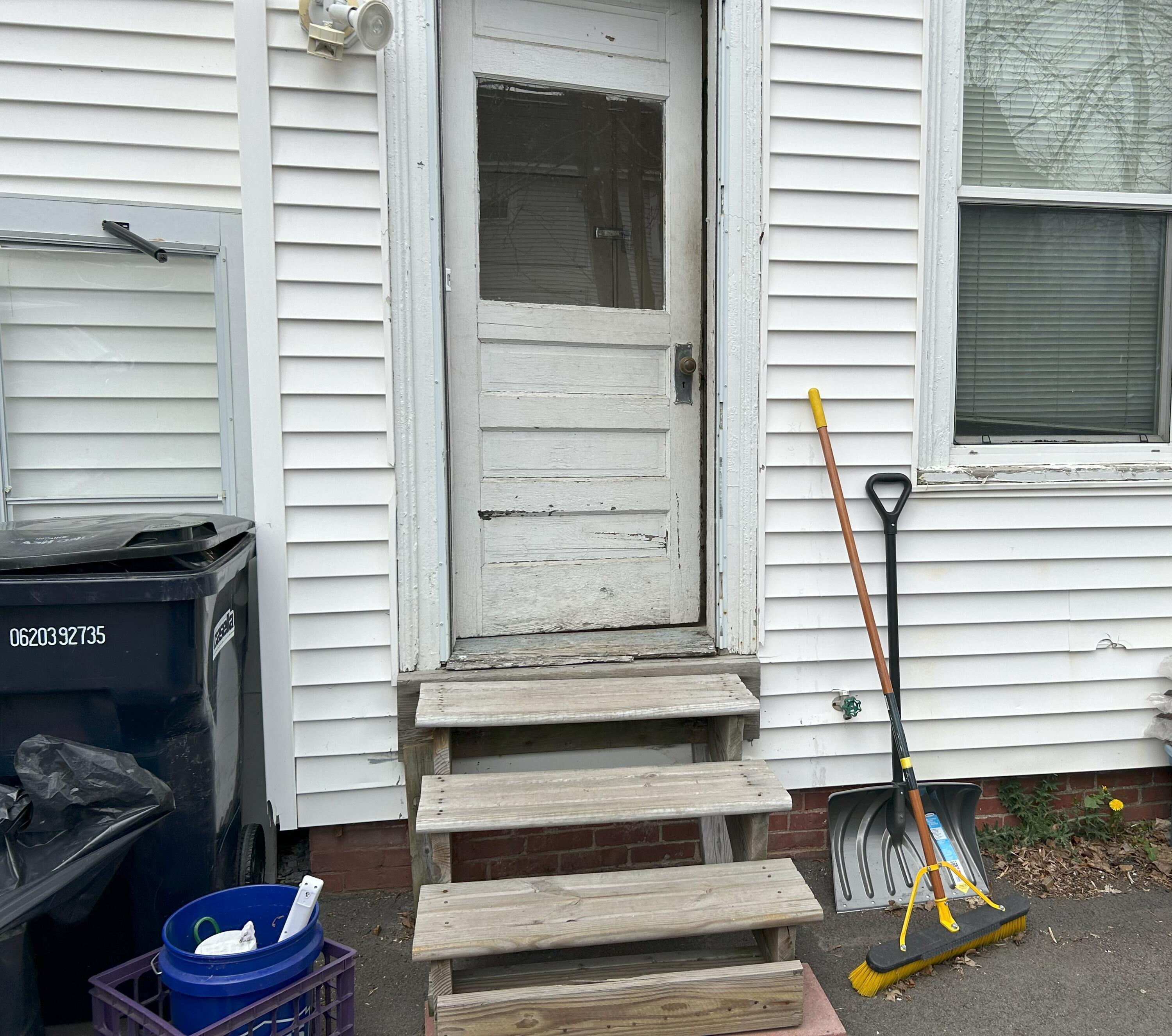 56-58 Pearl Street, 56, 58