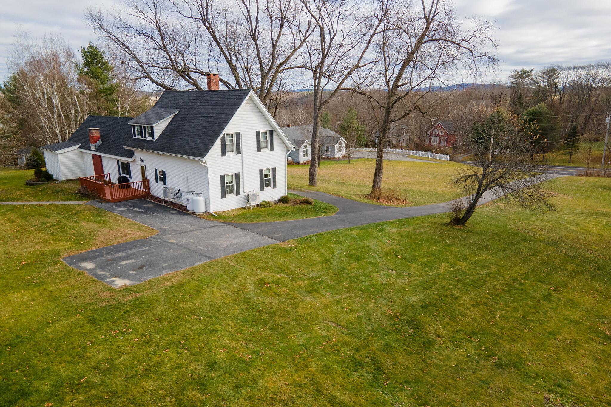 544 Main Road N