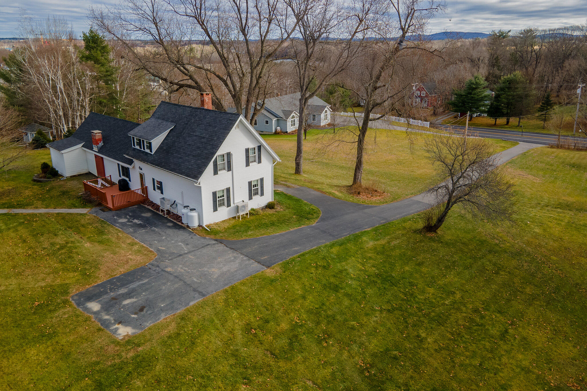544 Main Road N