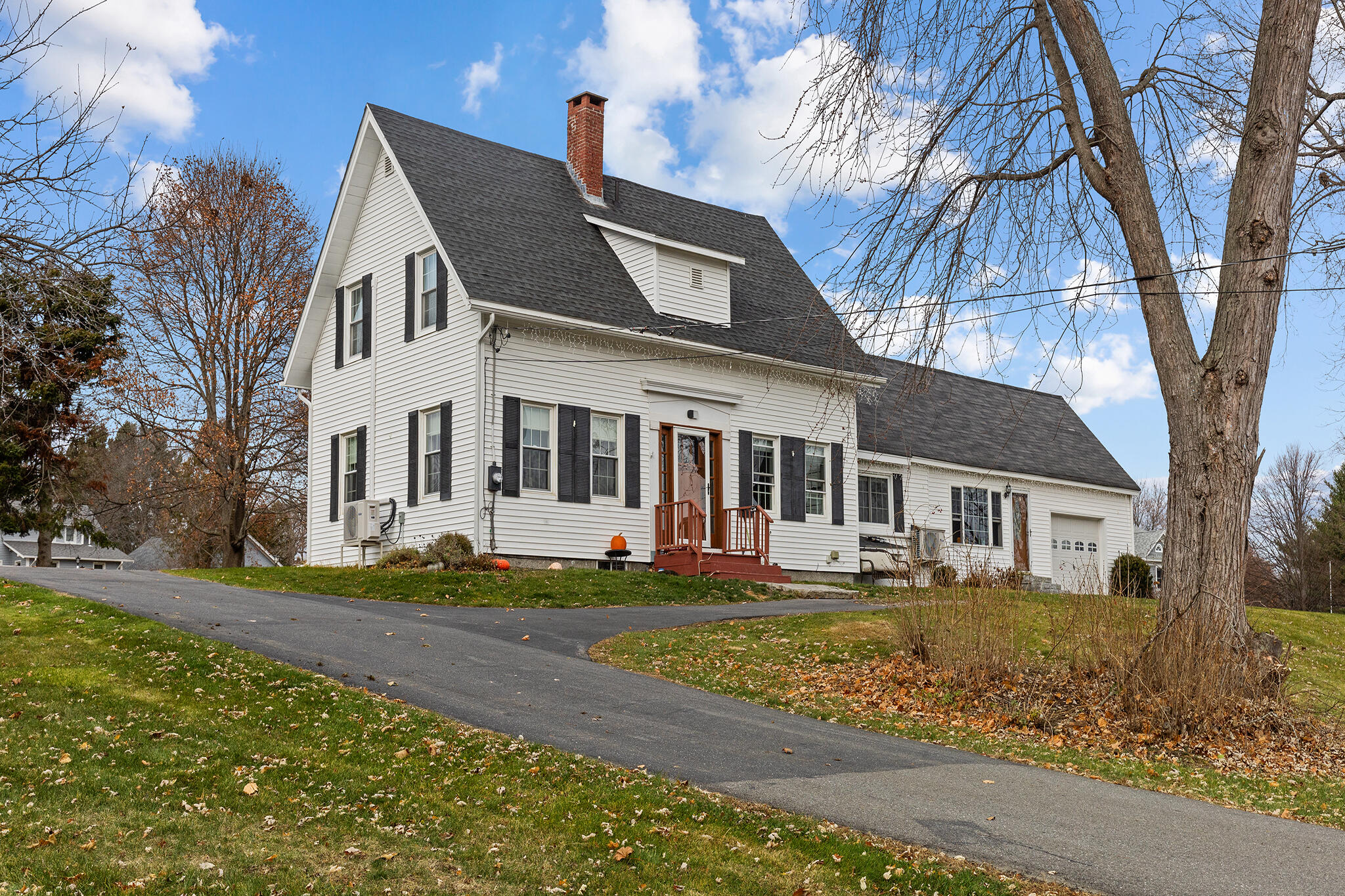 544 Main Road N