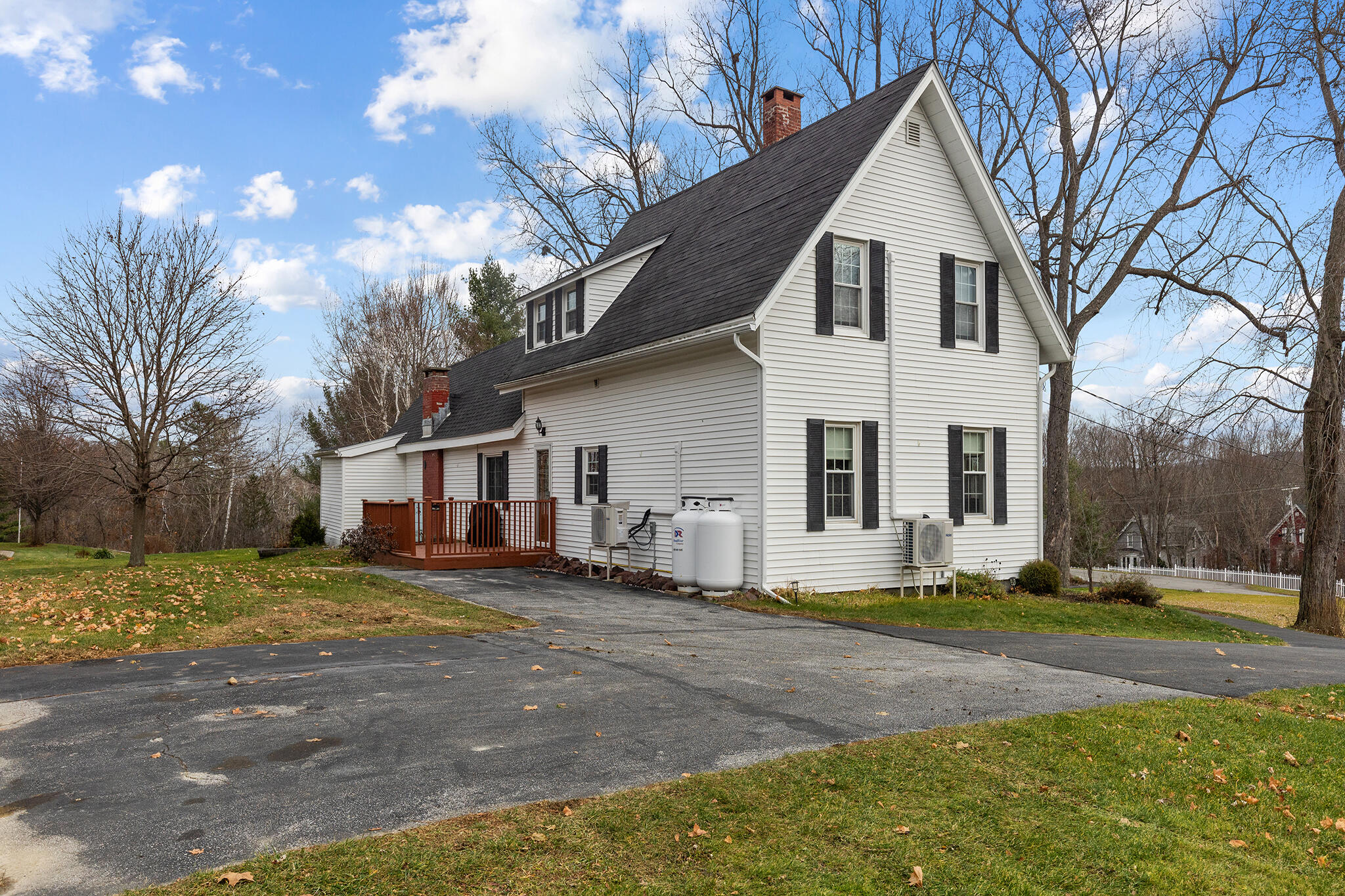 544 Main Road N