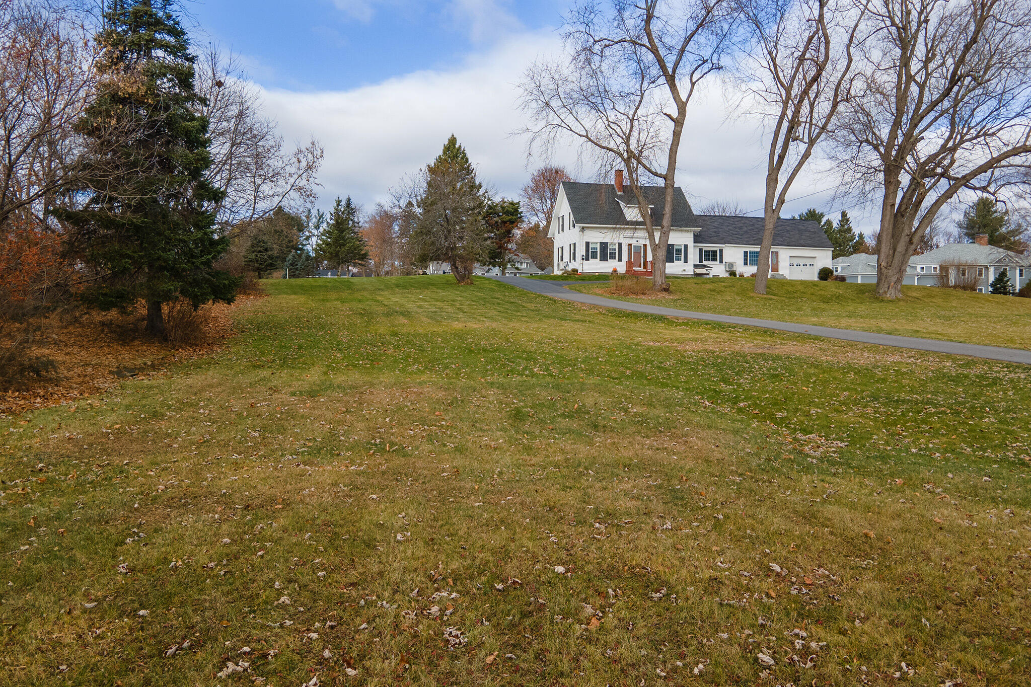 544 Main Road N